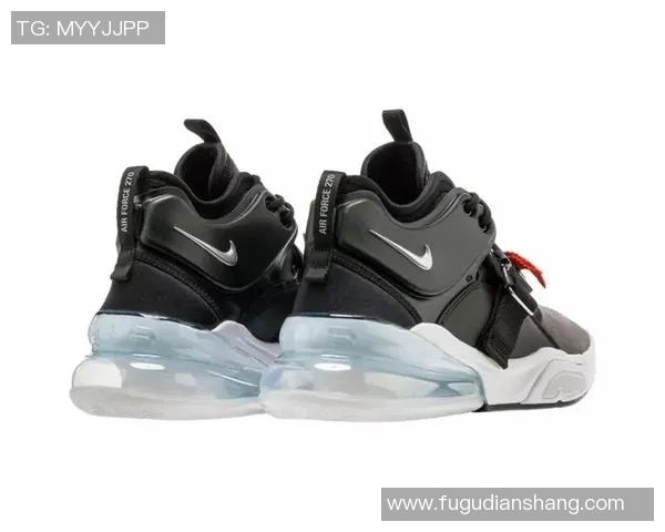 足球巨星送鞋真相揭秘 球场传奇与鞋履背后的故事